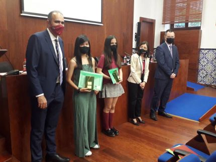 ENTREGADO EL PREMIO DE LA III OLIMPIADA REGIONAL CONSTITUCIONAL