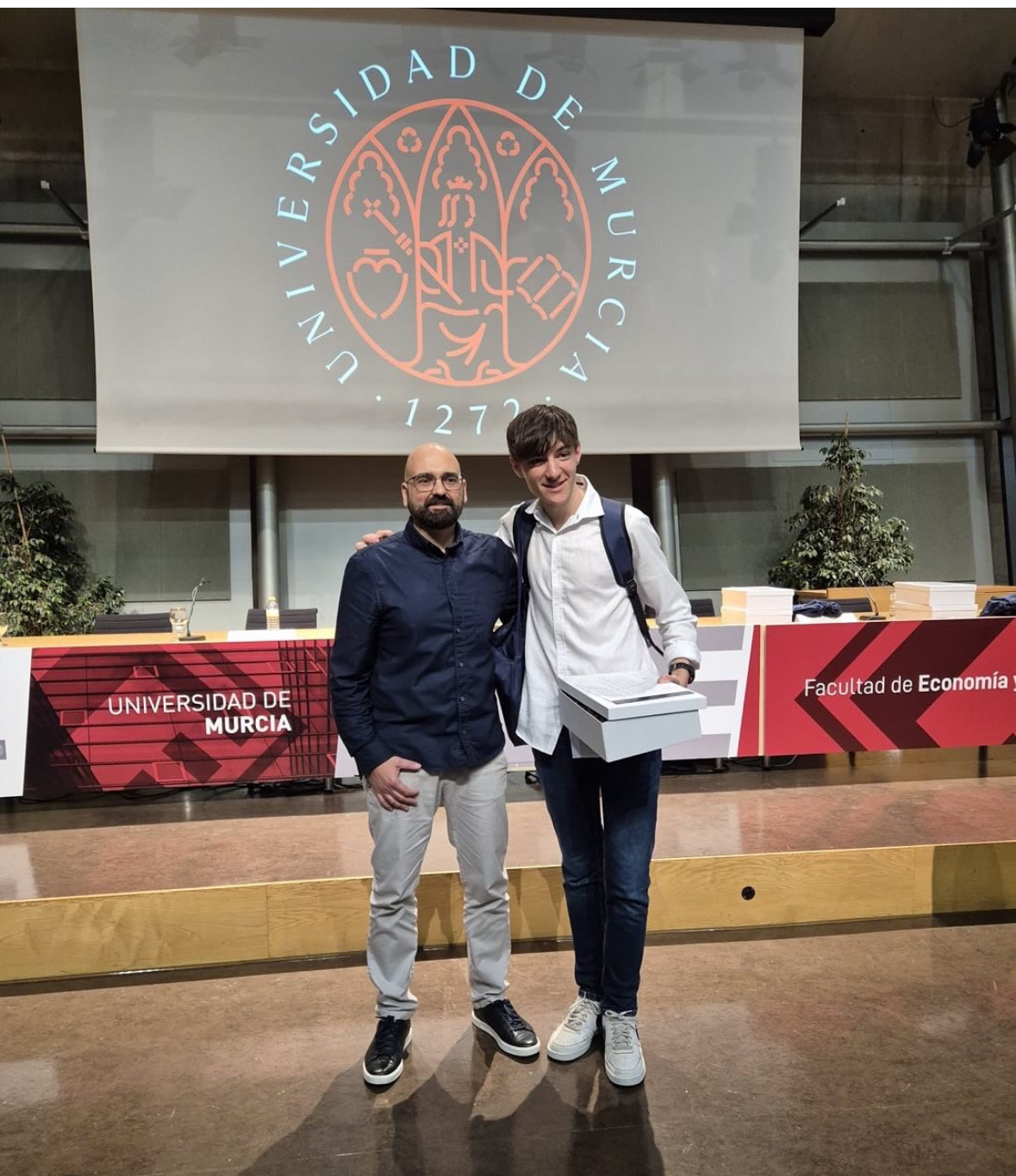 Sergio Herrera obtiene el primer premio en el Congreso Regional de Investigadores Junior